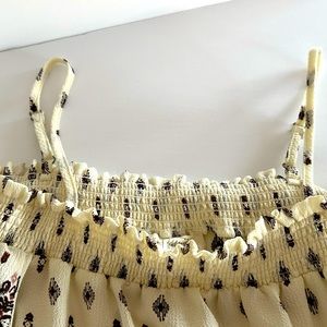 Womens top (short and off the shoulder)